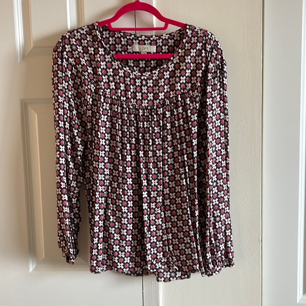 LOFT long sleeve flower pattern blouse